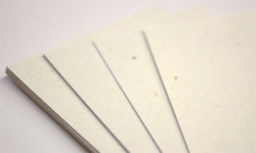 日本初！フェアトレード認証された“バナナペーパー”名刺！